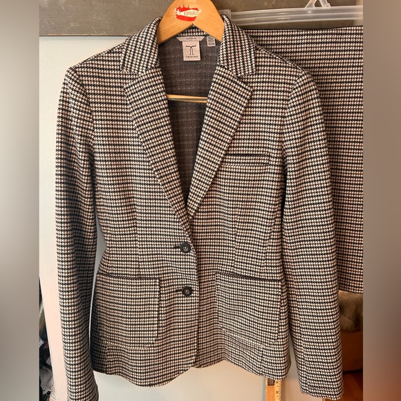 Tristan Dresses & Skirts - Tristan Knit plaid suit